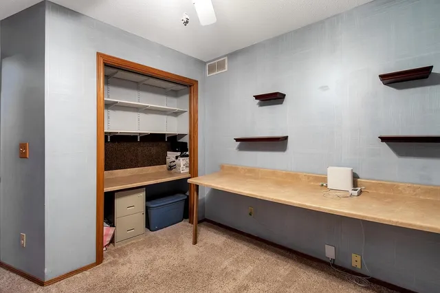 $289,900 | 4849 East 44th Street North, Bel Aire, KS 67220