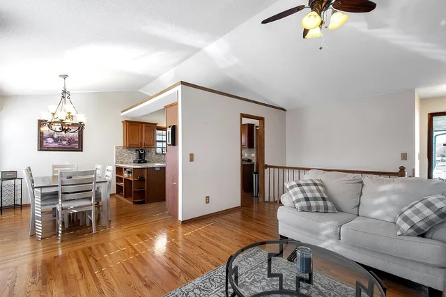 $289,900 | 4849 East 44th Street North, Bel Aire, KS 67220