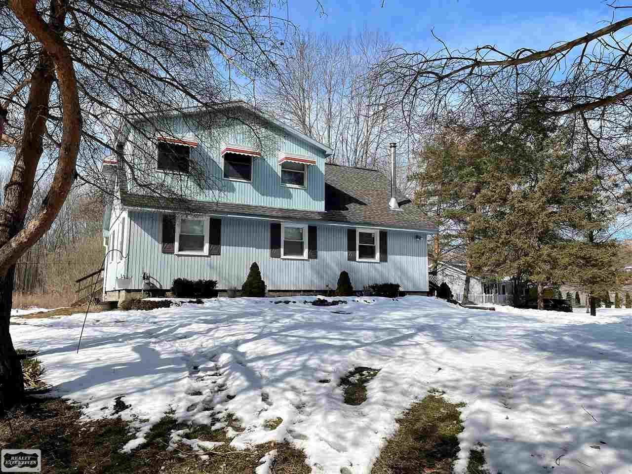 8824 Folkert Road Algonac, MI 48001 - Photo 1 of 28 50034926.JPG