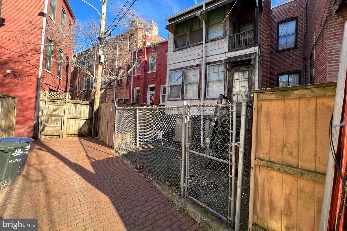 111 Kentucky Avenue Southeast Washington, DC 20003 - Photo 45 of 64