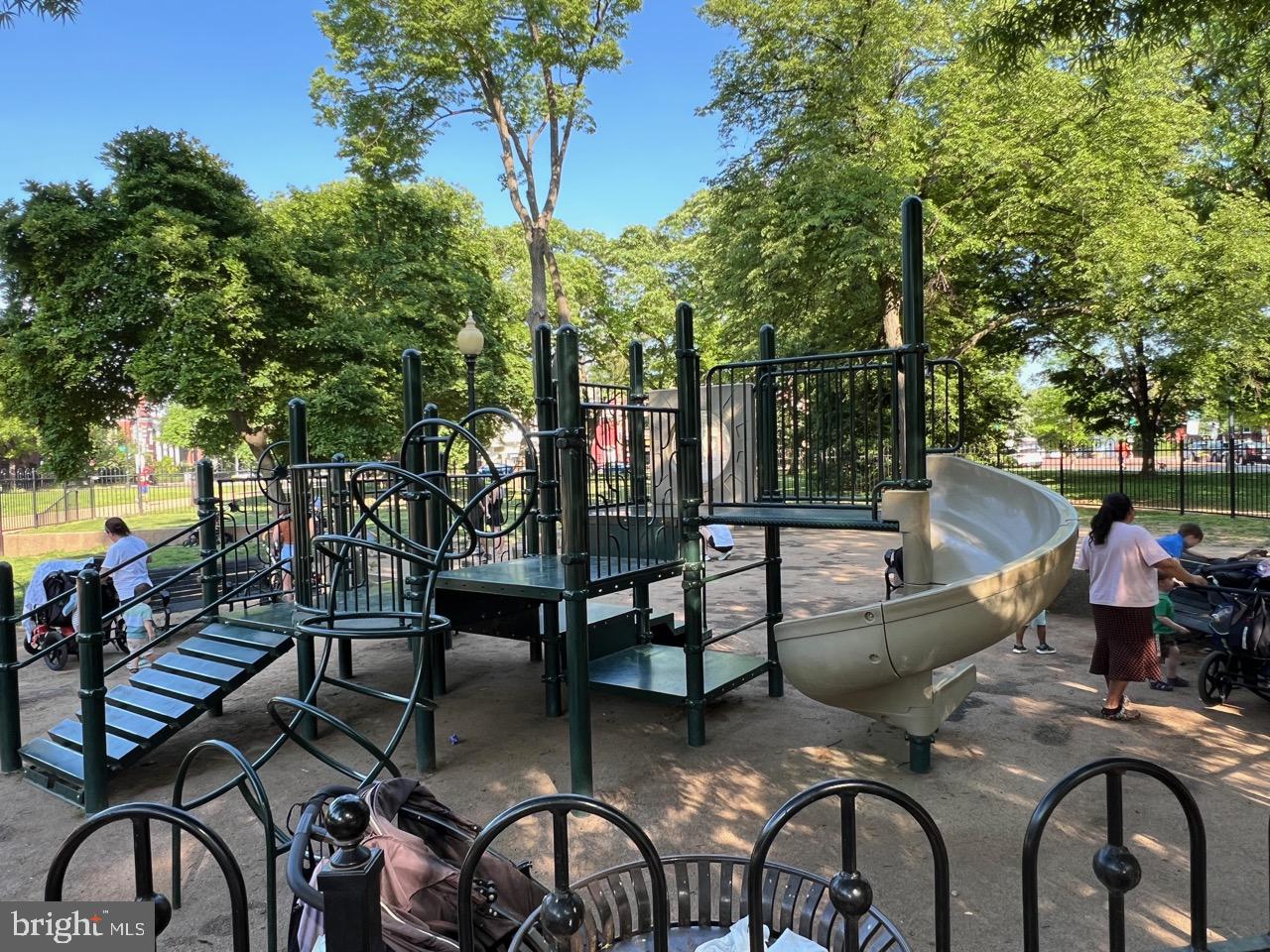 111 Kentucky Avenue Southeast Washington, DC 20003 - Photo 51 of 64