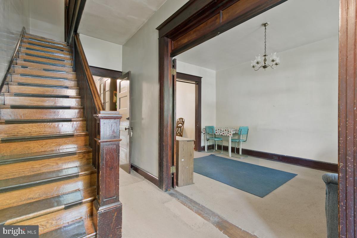 111 Kentucky Avenue Southeast Washington, DC 20003 - Photo 8 of 64