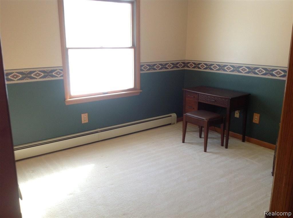 27767 Martindale Road New Hudson, MI 48165 - Photo 14 of 17 IMG_0738.JPG