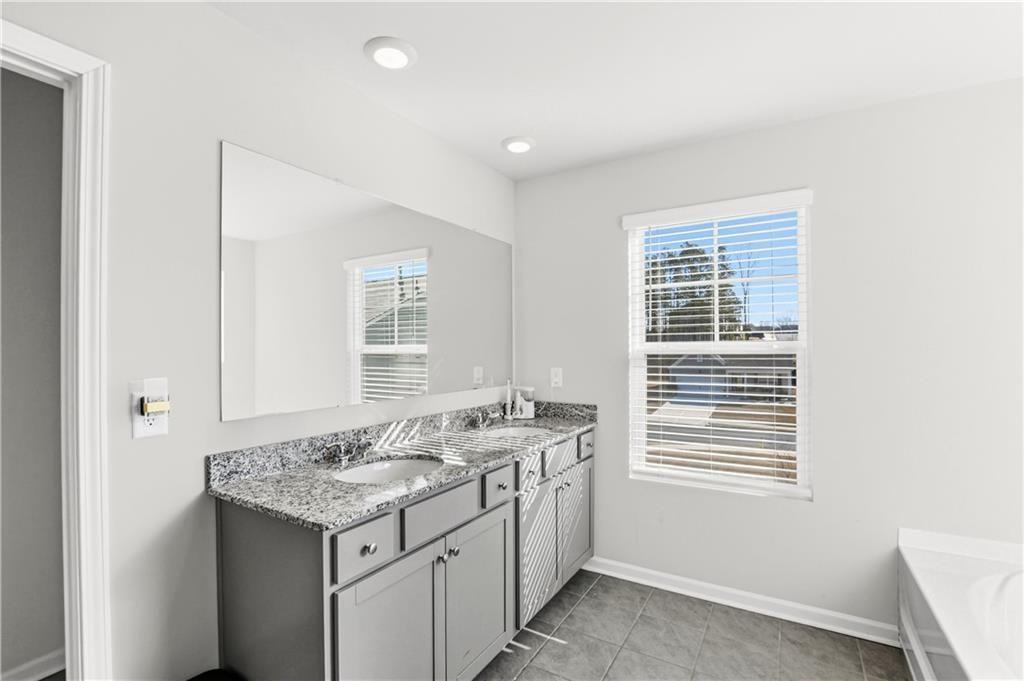 7626 Jennadee Drive Fairburn, GA 30213 - Photo 15 of 27