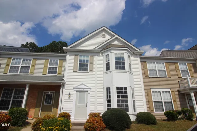 a view of a large white building