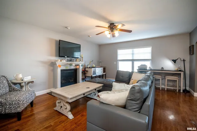 $470,000 | 610 Westminster Drive, Washington, IL 61571