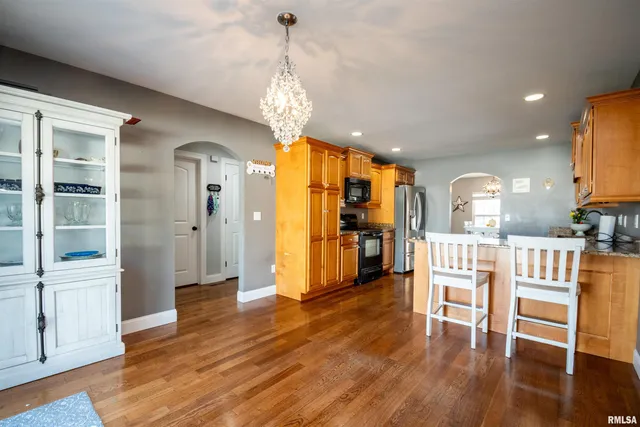 $470,000 | 610 Westminster Drive, Washington, IL 61571