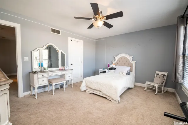 $470,000 | 610 Westminster Drive, Washington, IL 61571