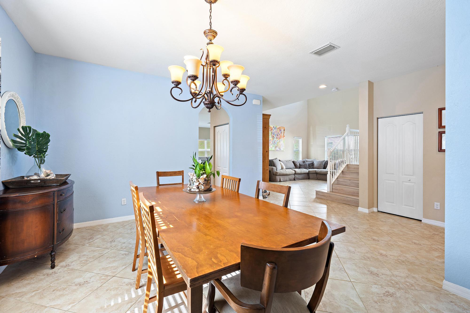 196 Behring Way Jupiter, FL 33458 - Photo 8 of 75 Dining