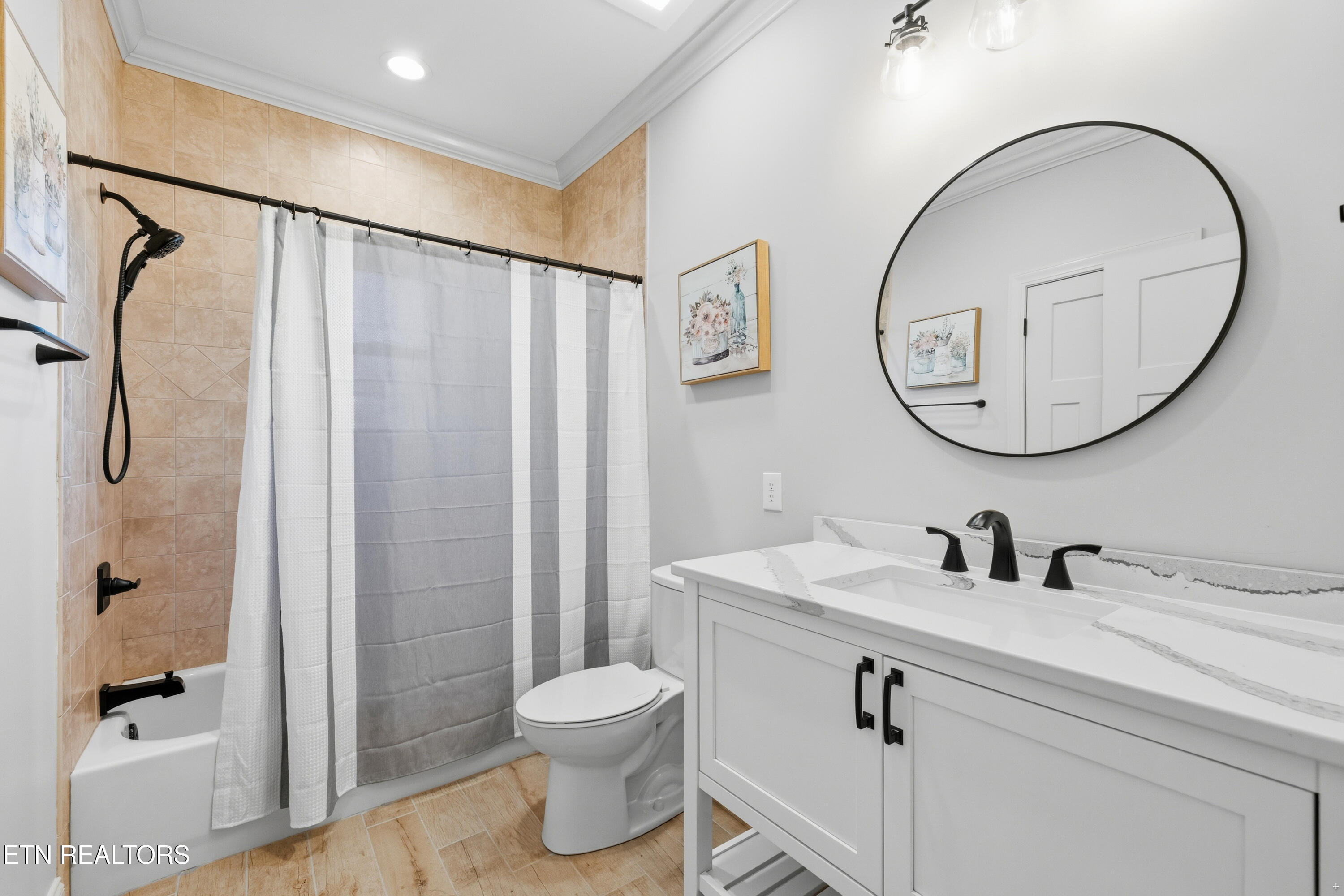 239 Sequoyah Road Andersonville, TN 37705 - Photo 23 of 49 Guest Bath