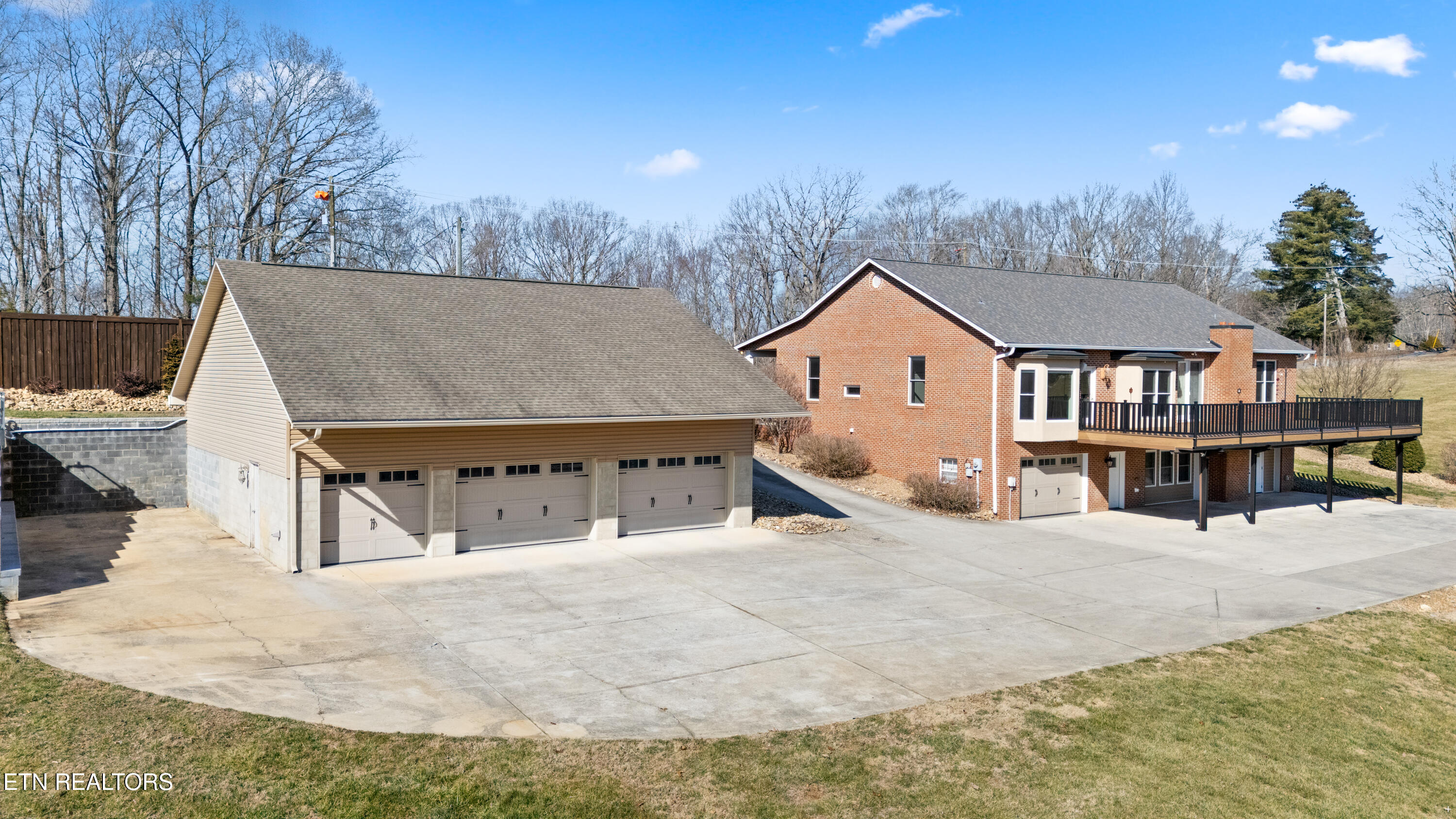 239 Sequoyah Road Andersonville, TN 37705 - Photo 41 of 49 40x40 5 Car Garage