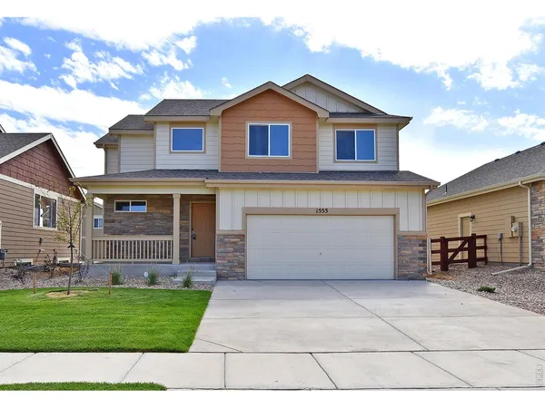 $490,436 | 4890 Tangerine Street, Johnstown, CO 80534
