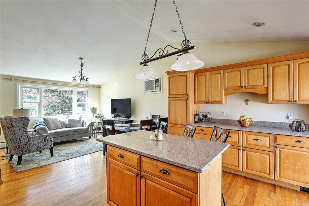 25 Riverside Avenue Johnston, RI 02919 - Photo 13 of 32 Gallery Image 13
