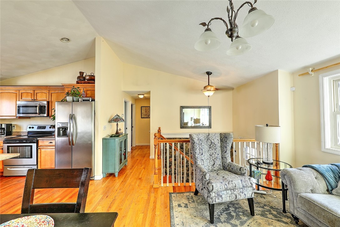 25 Riverside Avenue Johnston, RI 02919 - Photo 17 of 32 Gallery Image 17