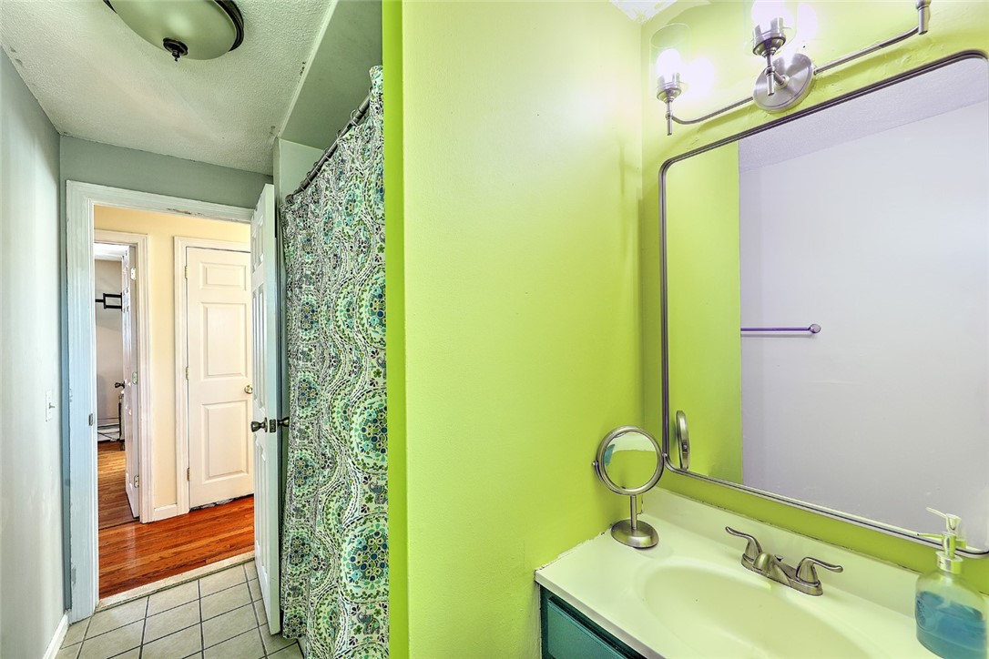 25 Riverside Avenue Johnston, RI 02919 - Photo 24 of 32 Gallery Image 24