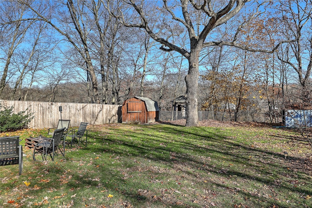 25 Riverside Avenue Johnston, RI 02919 - Photo 4 of 32 Gallery Image 4
