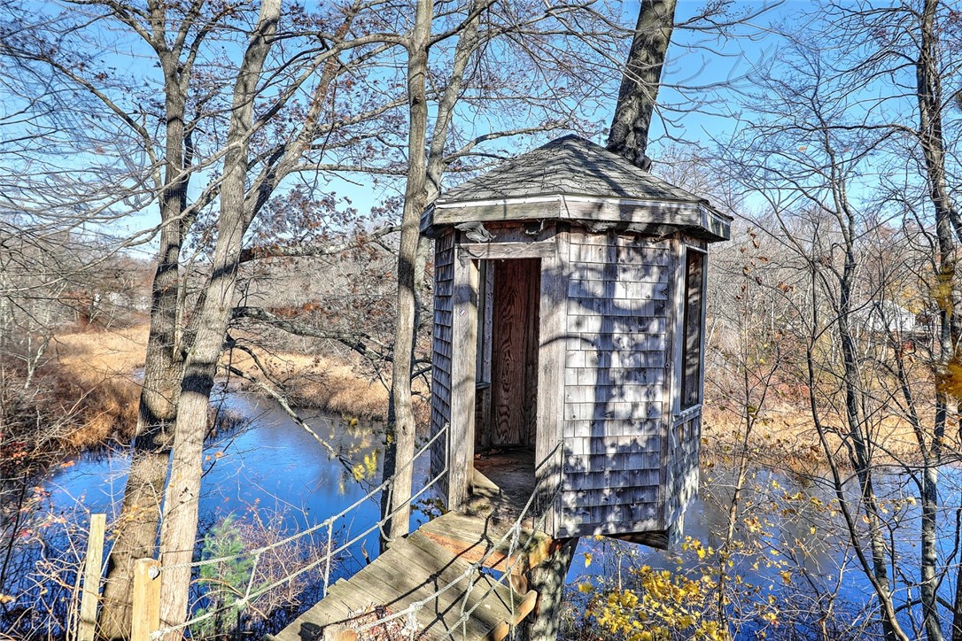 25 Riverside Avenue Johnston, RI 02919 - Photo 5 of 32 Gallery Image 5