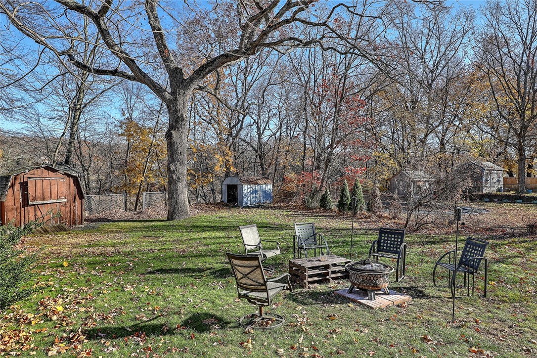 25 Riverside Avenue Johnston, RI 02919 - Photo 6 of 32 Gallery Image 6
