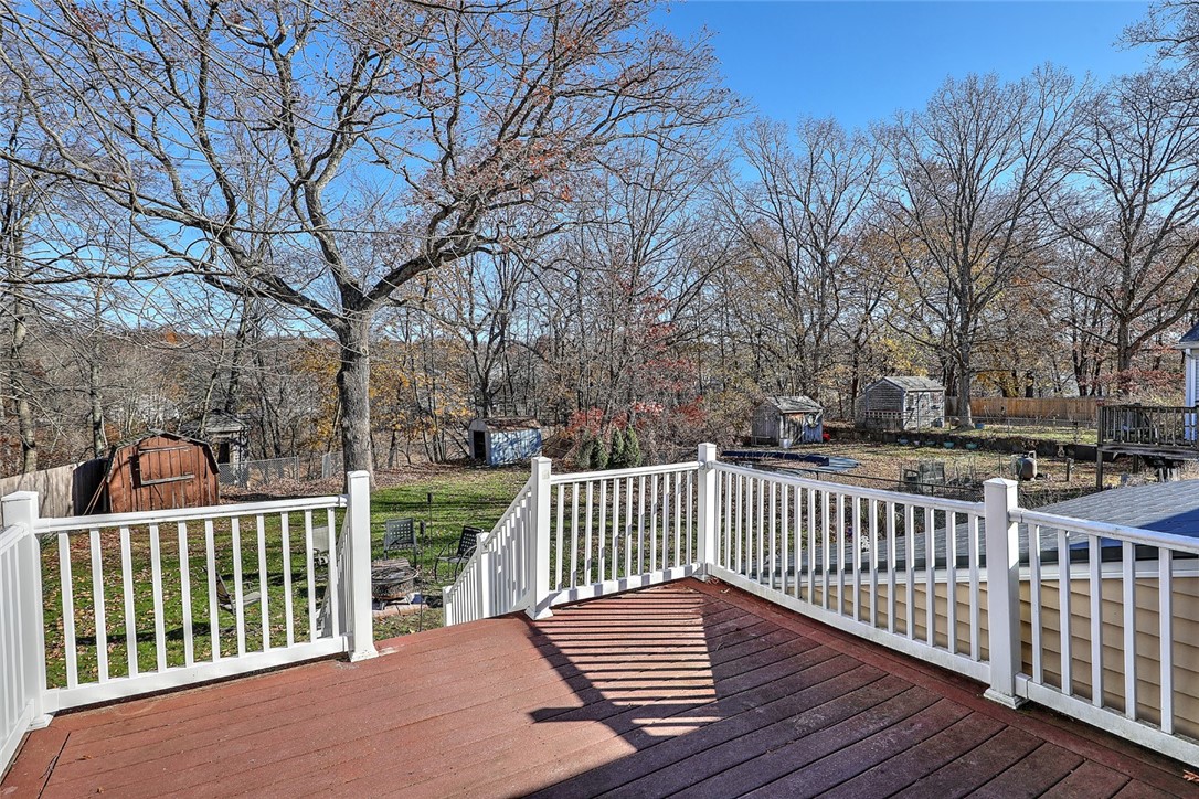 25 Riverside Avenue Johnston, RI 02919 - Photo 8 of 32 Gallery Image 8