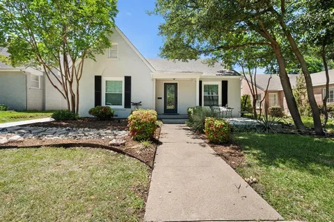 $550,000 | 2624 Willing Avenue, Fort Worth, TX 76110