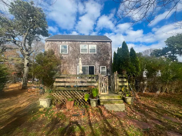 $1,495,000 | 27 Macys Lane, Nantucket, MA 02554