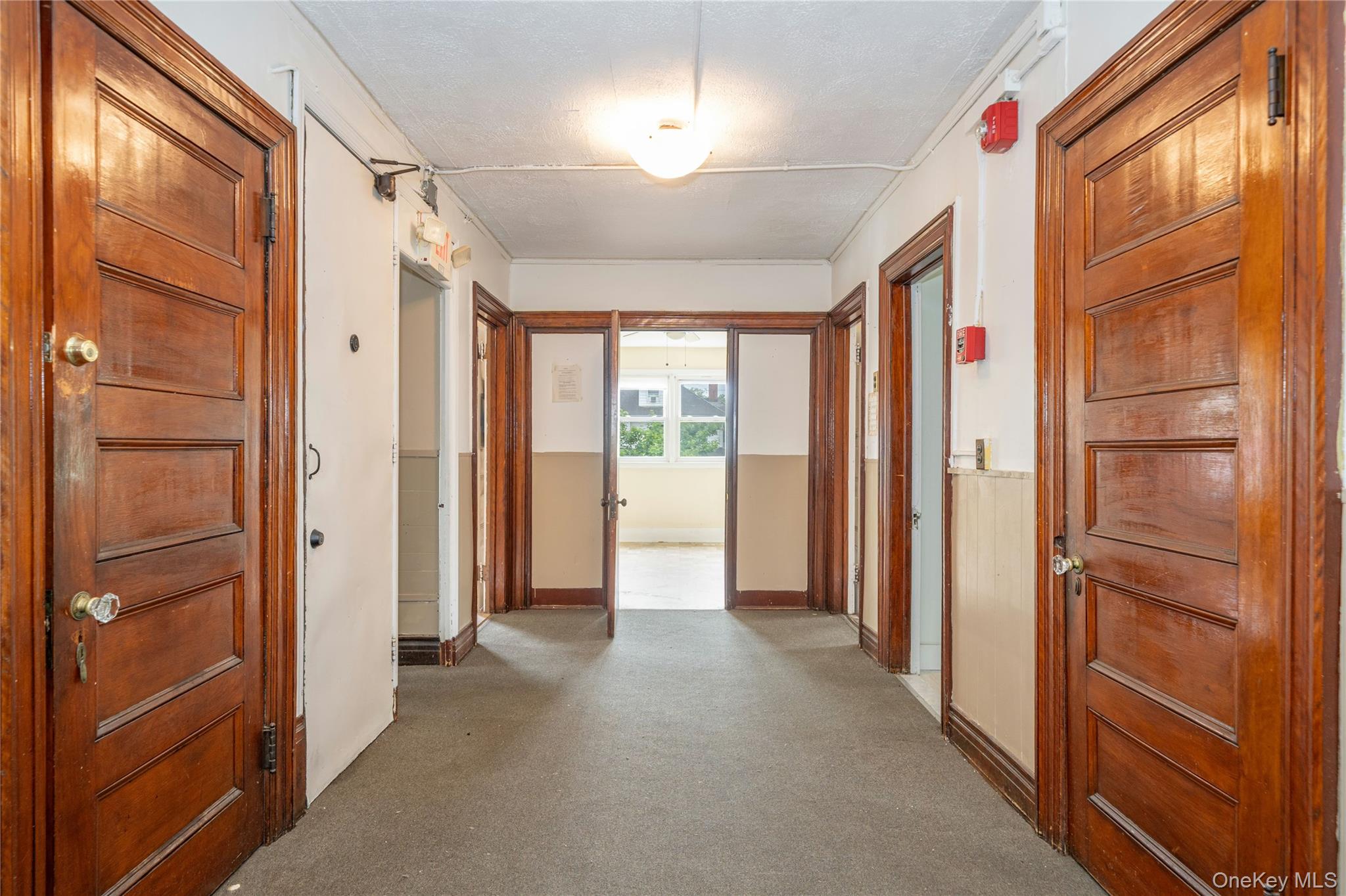 32 Ridgeview Avenue White Plains, NY 10606 - Photo 9 of 23 Second Floor Landing Area
