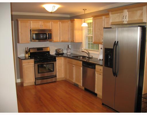 118 Ninigret Road Narragansett, RI 02882 - Photo 2 of 4 Kitchen.