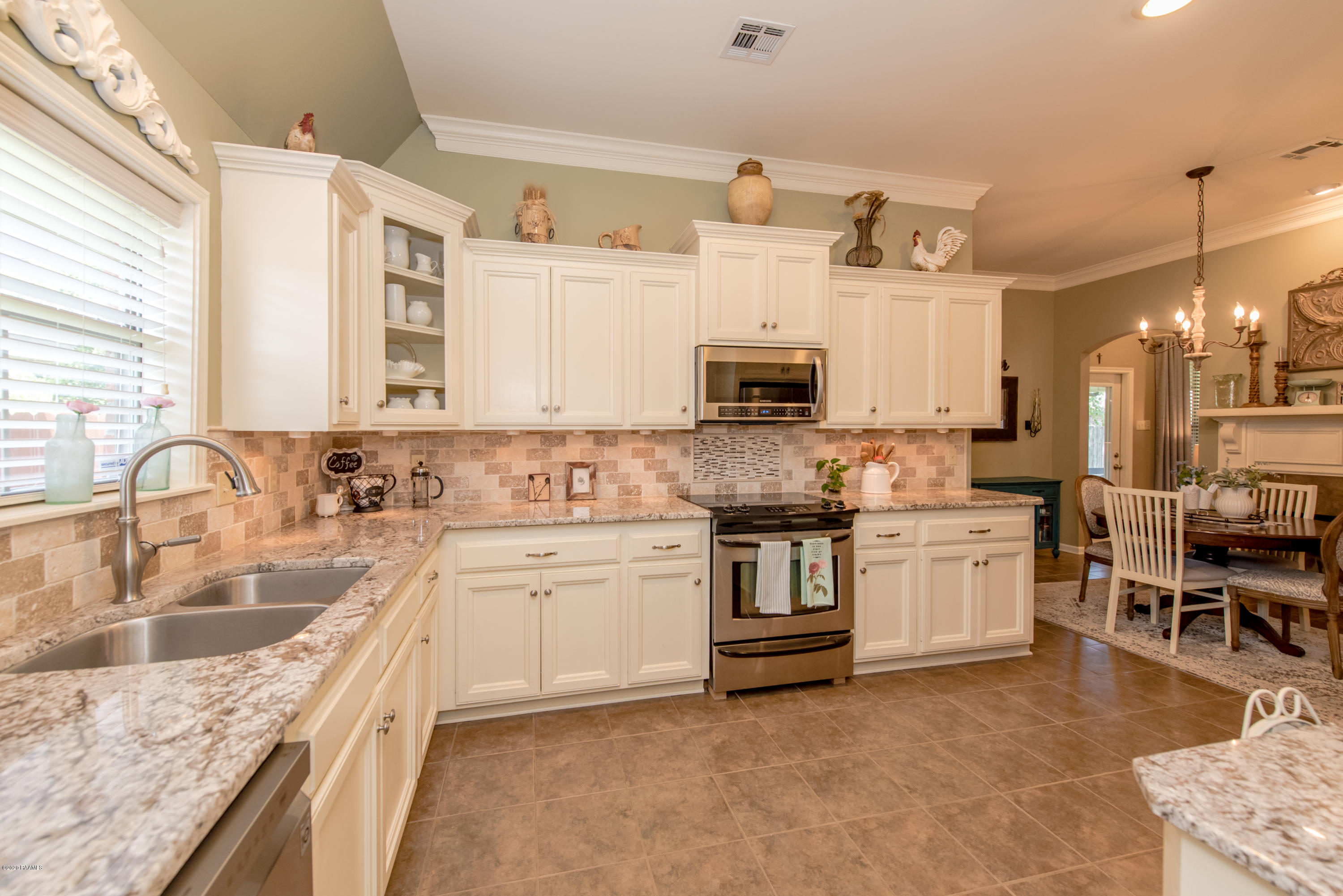 115 Rue Aubin Lafayette, LA 70503 - Photo 10 of 45 Gallery Image 10
