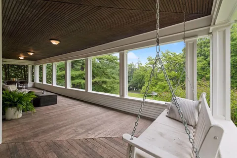 $925,000 | 5940 Galpin Lake Road, Shorewood, MN 55331