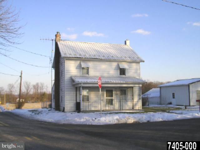 898 Ridge Road Gettysburg, PA 17325 - Photo 3 of 5