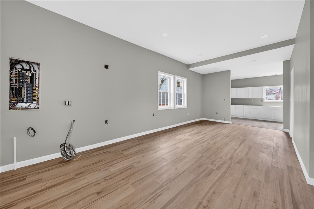 420 River Street Woonsocket, RI 02895 - Photo 4 of 45