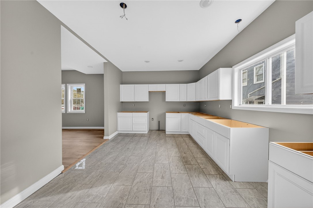 420 River Street Woonsocket, RI 02895 - Photo 5 of 45