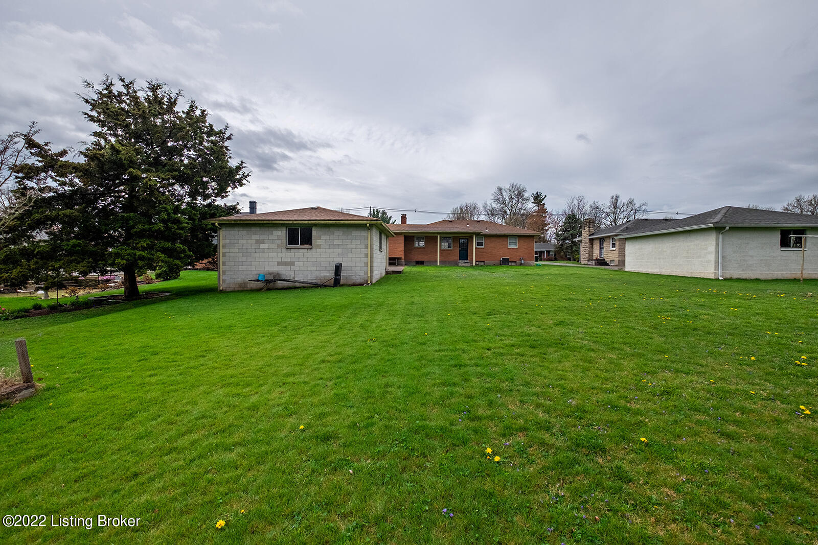 9005 Waltlee Road Louisville, KY 40291 - Photo 36 of 41 0053