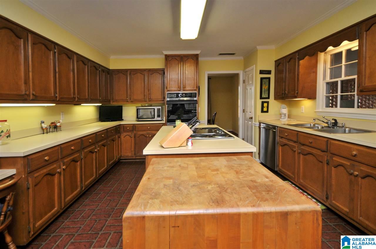 4690 Caldwell Mill Road Birmingham, AL 35243 - Photo 10 of 44