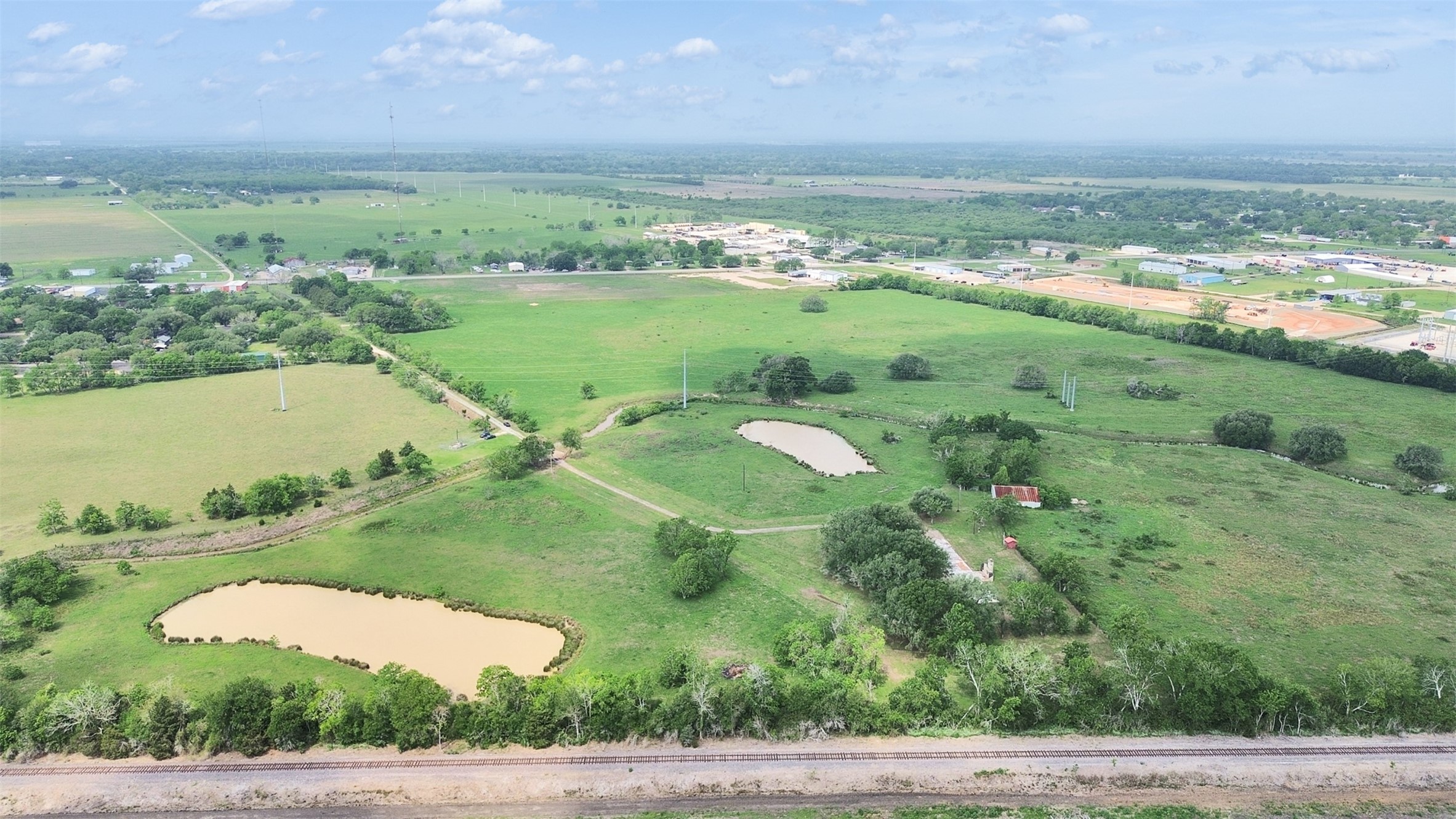 2100 Pine Knoll Road Bay City, TX 77414 - Photo 12 of 28 a view of a city