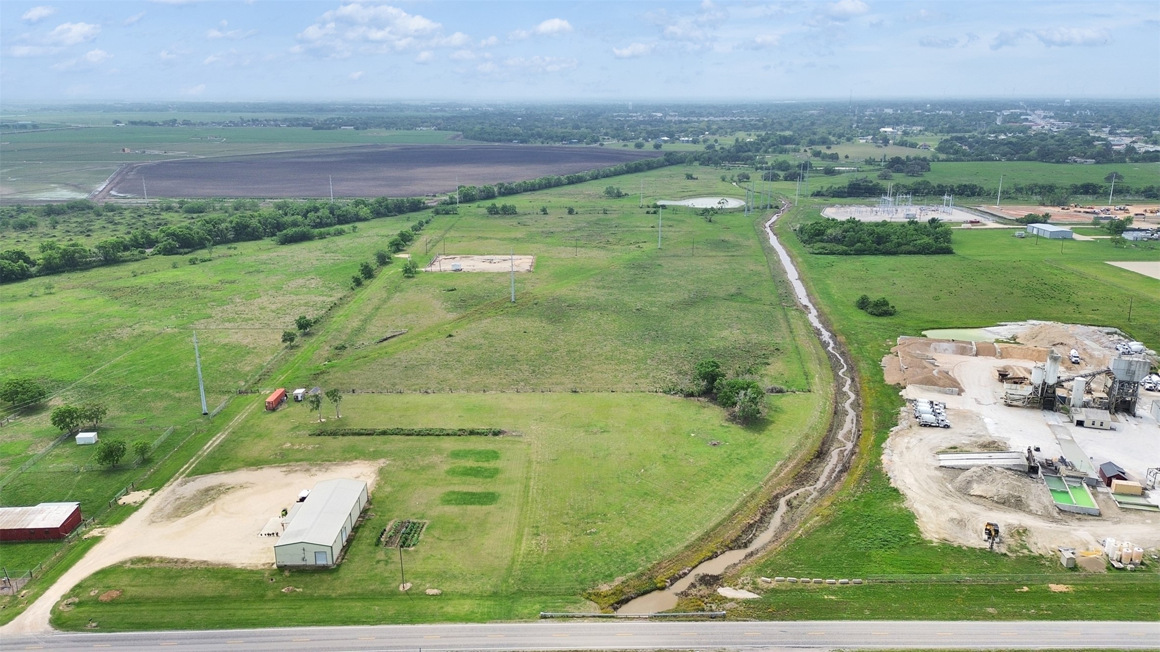 2100 Pine Knoll Road Bay City, TX 77414 - Photo 19 of 28 an aerial view of a golf course