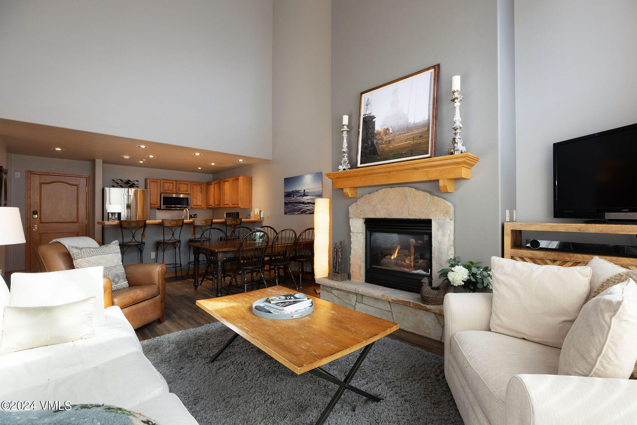 74 Cresta Road, Unit 303 Edwards, CO 81632 - Photo 2 of 8 aspenwood_lodge_303_interior_living_b