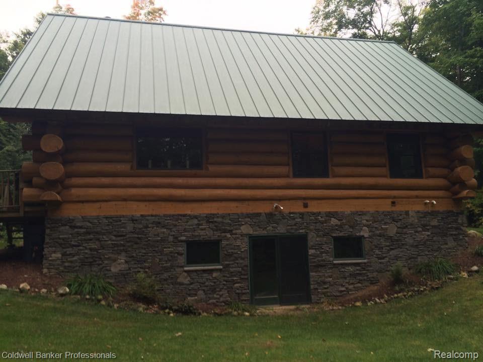 5945 Summers Road North Branch, MI 48461 - Photo 4 of 26 12105817_10153206901348693_5559619241287973275_n-2.jpg