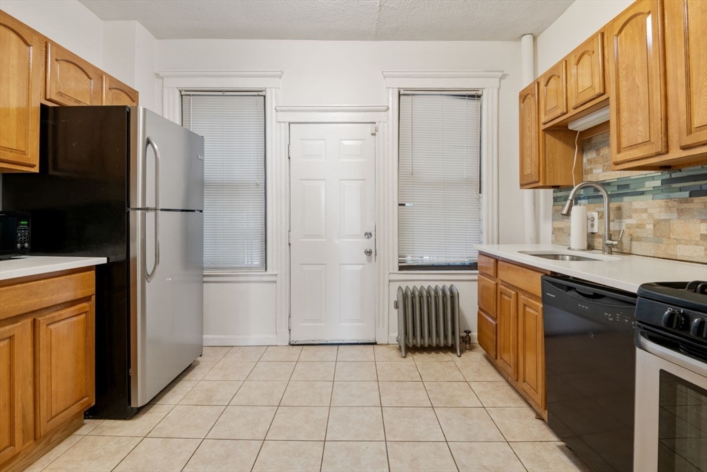 5 Bellvista Road, Unit 1 Boston, MA 02135 - Photo 7 of 21