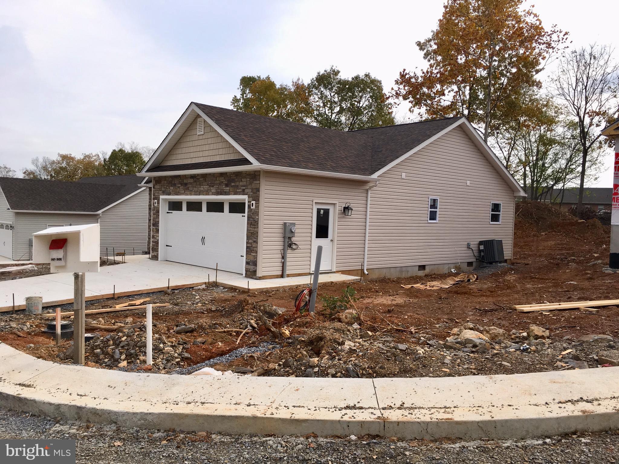 16 Dimension Road Inwood, WV 25428 - Photo 3 of 16 Exterior (Front)