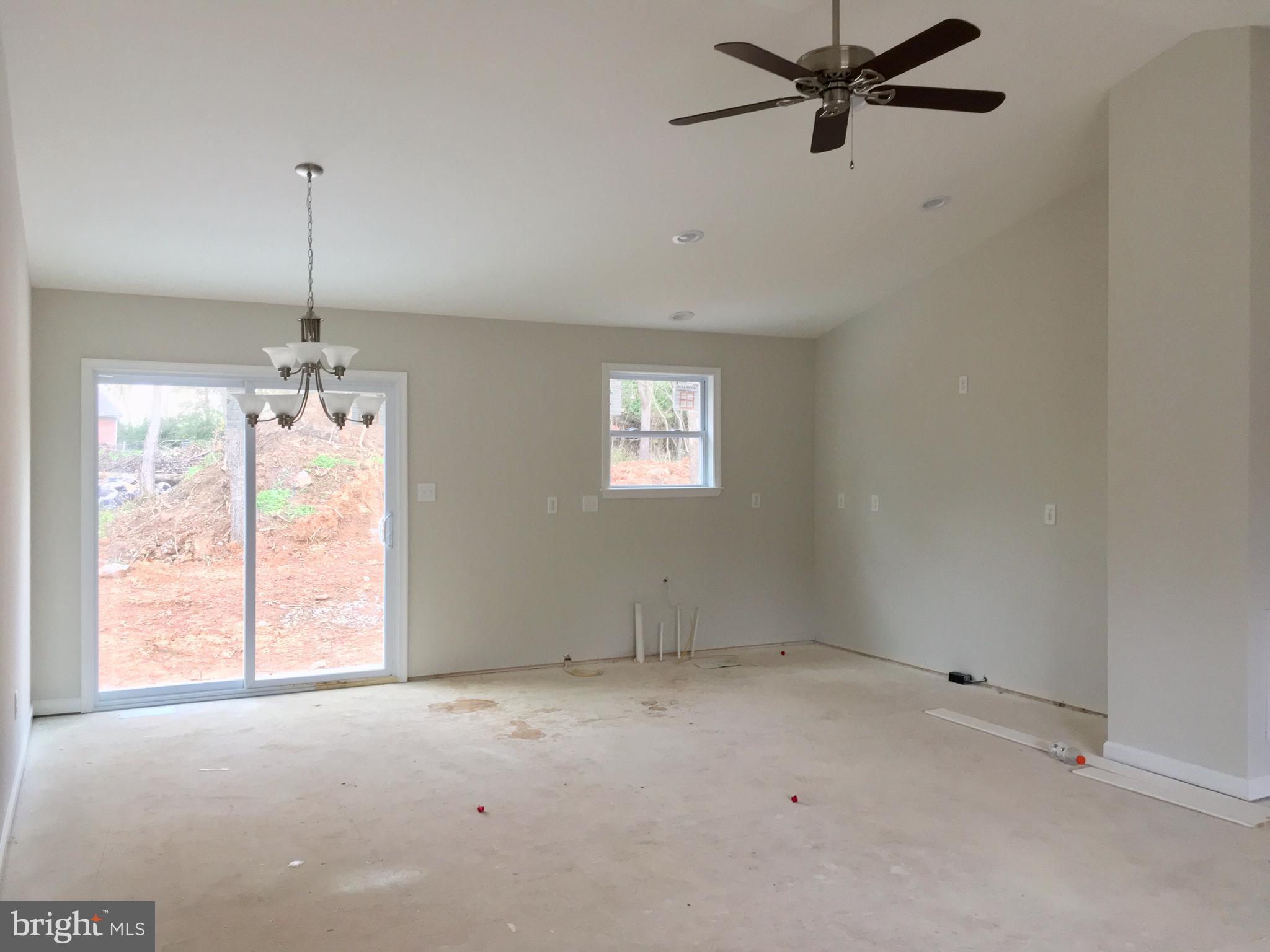 16 Dimension Road Inwood, WV 25428 - Photo 7 of 16 Dinning Room & Kitchen