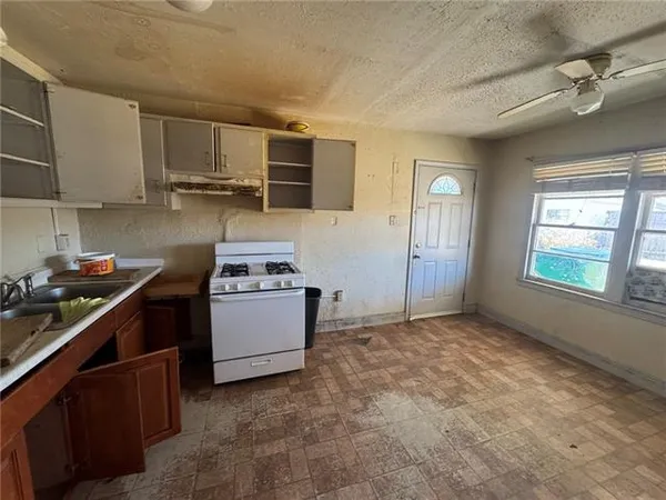 $1,000 | 3232 Claire Avenue, Gretna, LA 70053
