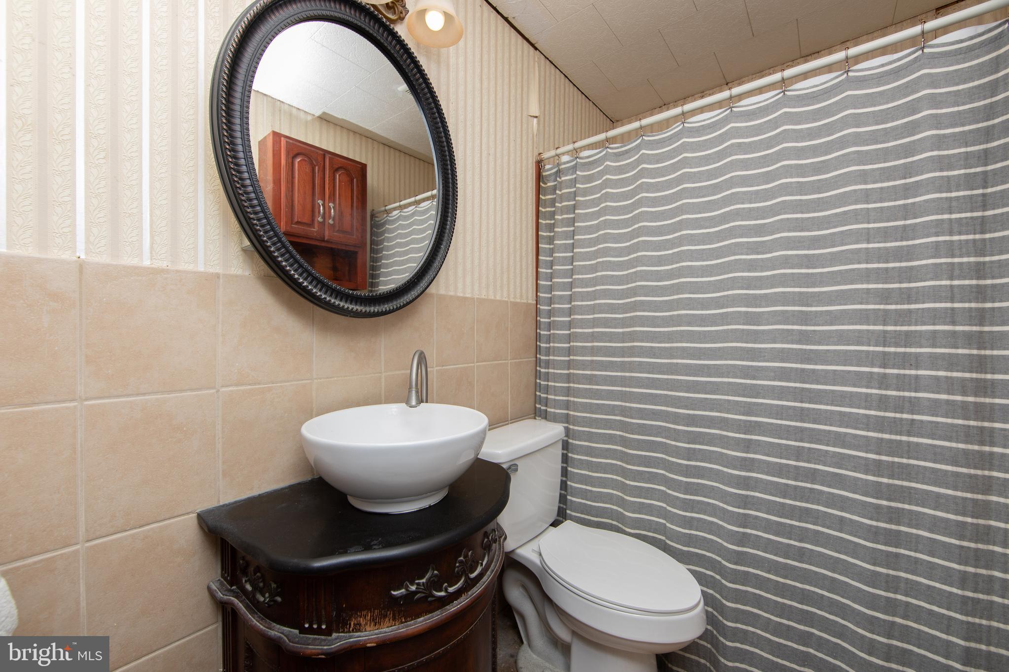 236 Doone Road Fairless Hills, PA 19030 - Photo 22 of 24 Full Bath