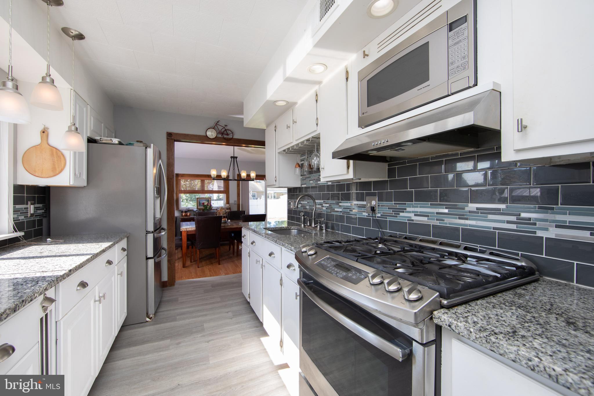 236 Doone Road Fairless Hills, PA 19030 - Photo 8 of 24 Kitchen