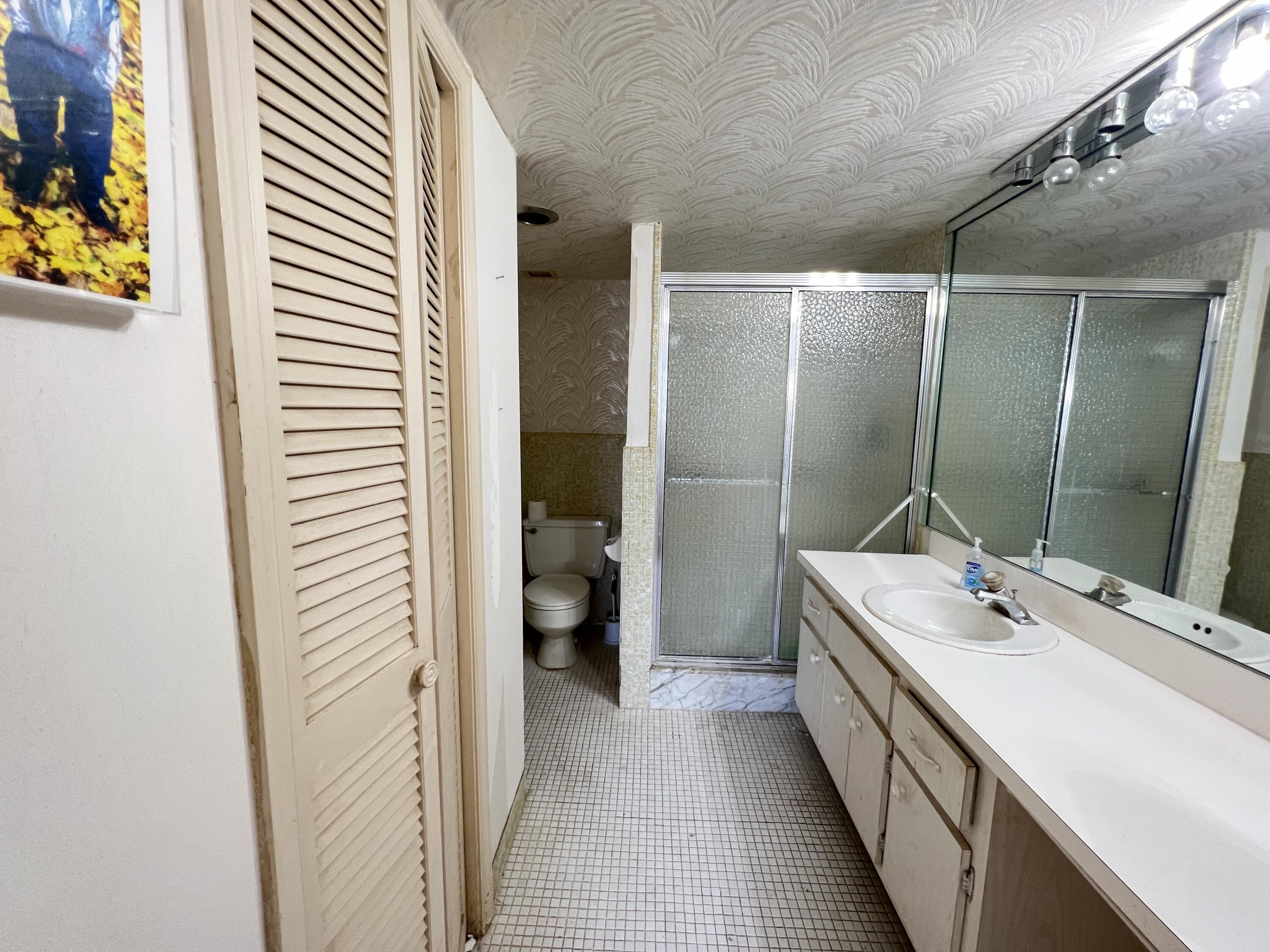 750 Northeast Spanish River Boulevard, Unit 102 Boca Raton, FL 33431 - Photo 11 of 18 IMG_1545