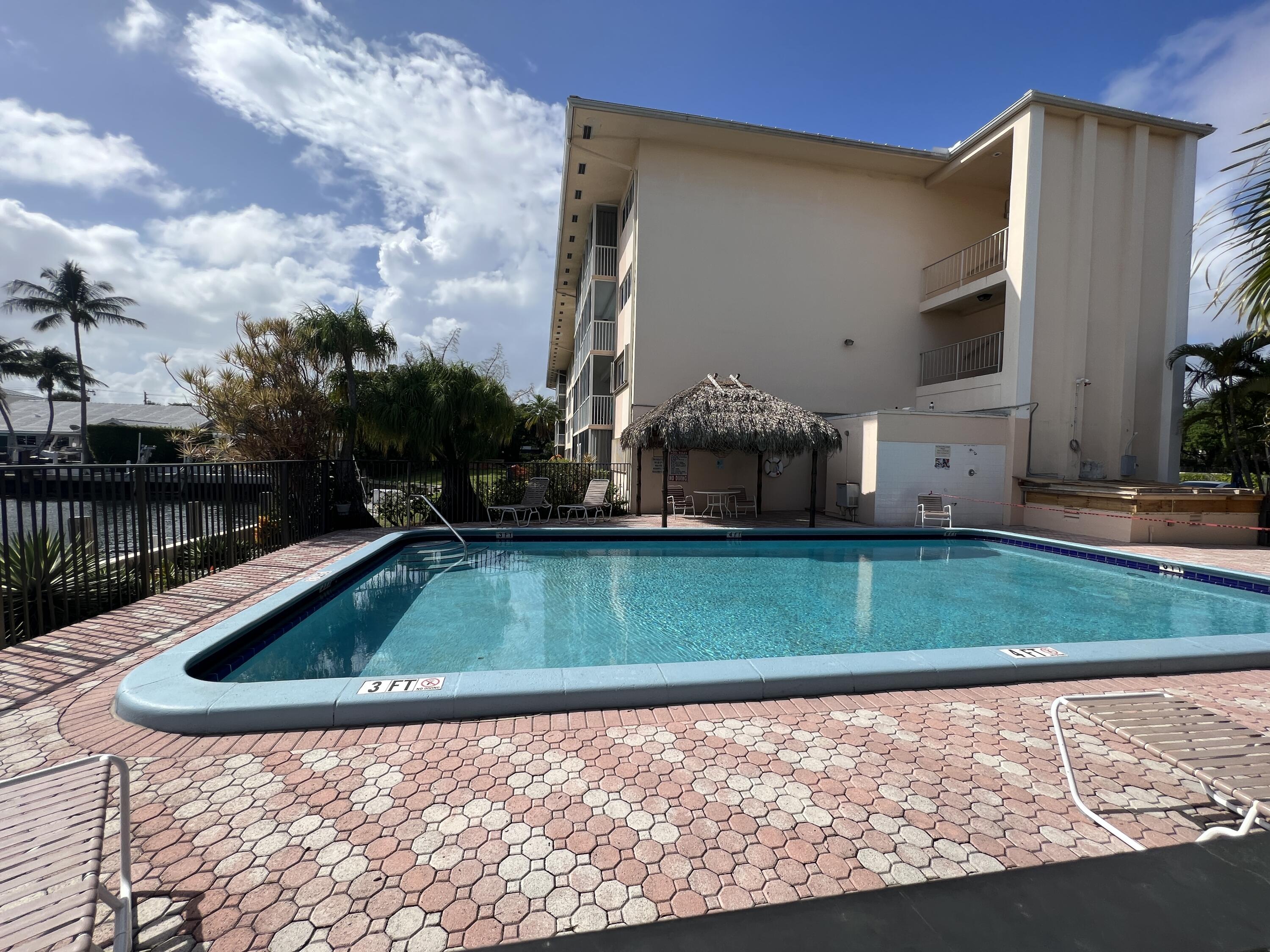 750 Northeast Spanish River Boulevard, Unit 102 Boca Raton, FL 33431 - Photo 16 of 18 IMG_1556