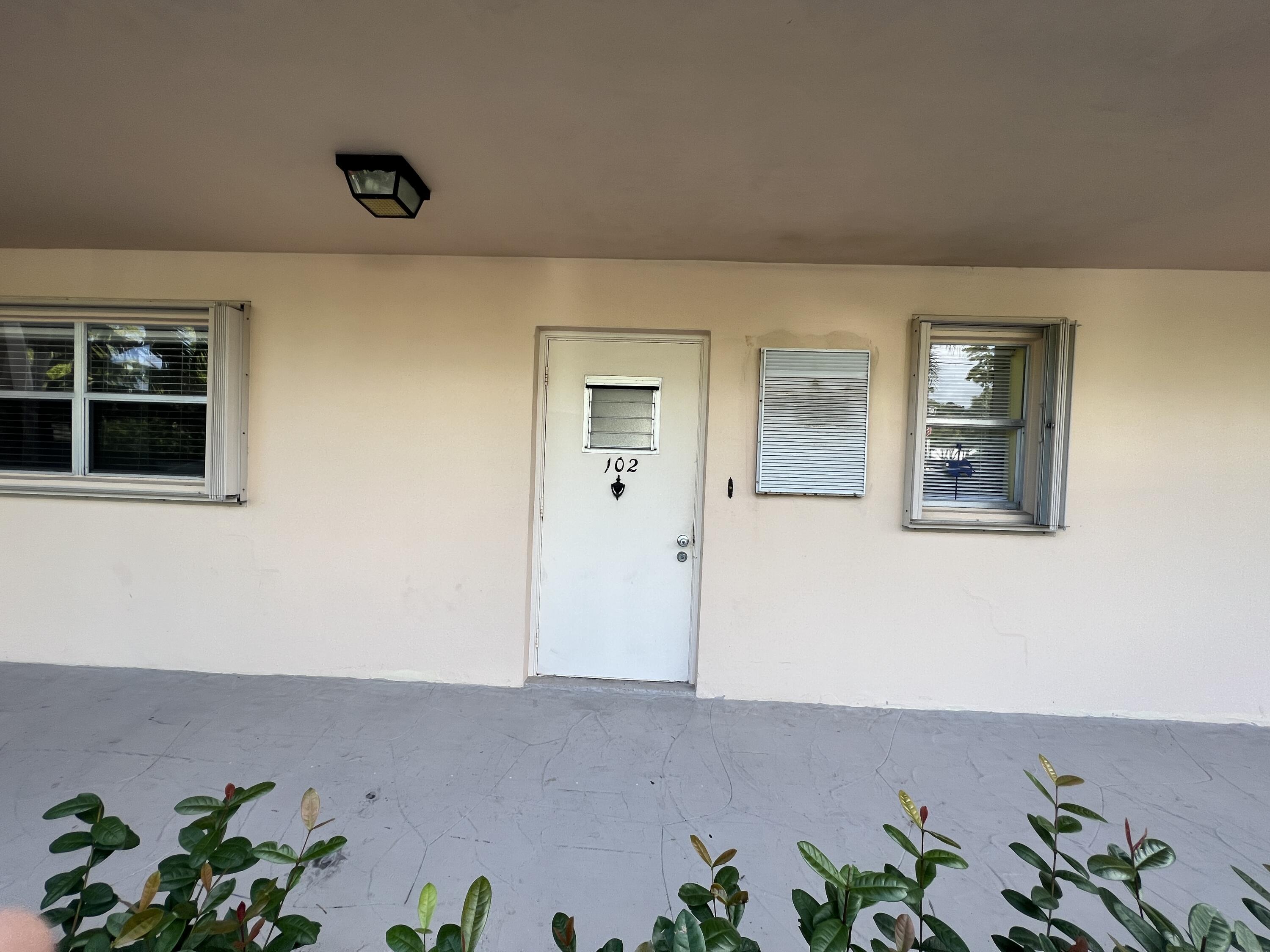 750 Northeast Spanish River Boulevard, Unit 102 Boca Raton, FL 33431 - Photo 18 of 18 IMG_1551