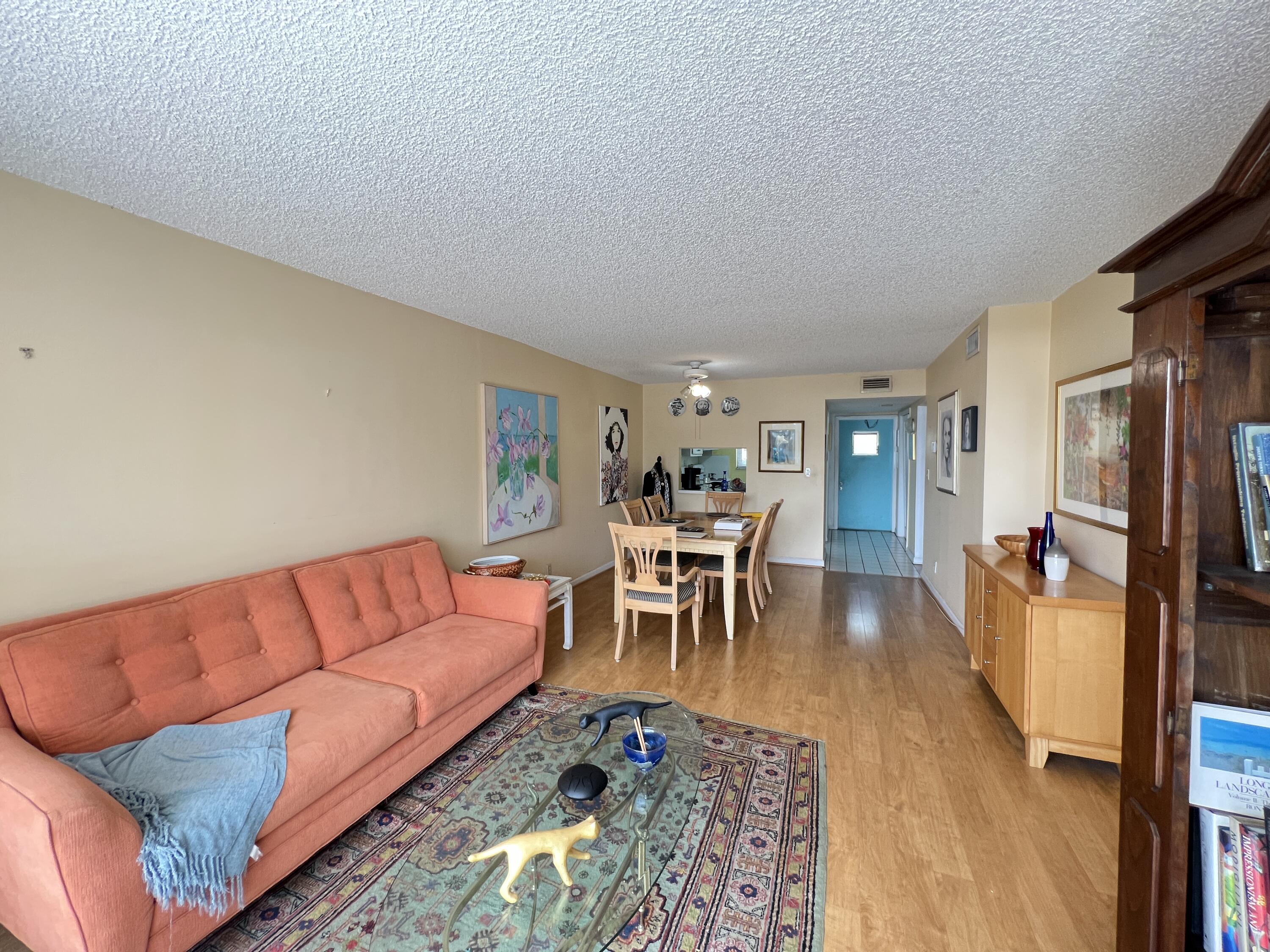750 Northeast Spanish River Boulevard, Unit 102 Boca Raton, FL 33431 - Photo 4 of 18 IMG_1550