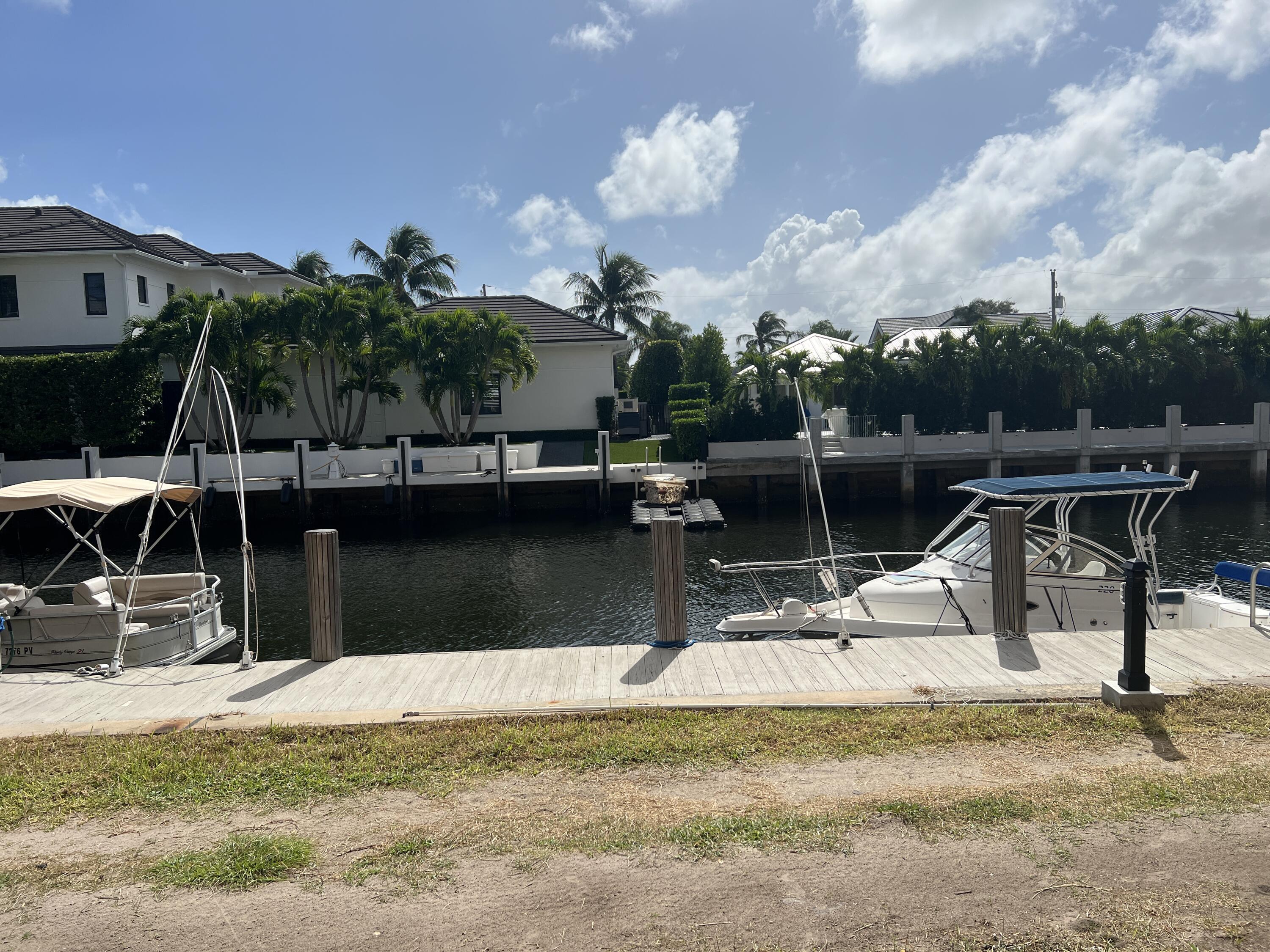 750 Northeast Spanish River Boulevard, Unit 102 Boca Raton, FL 33431 - Photo 7 of 18 IMG_1542