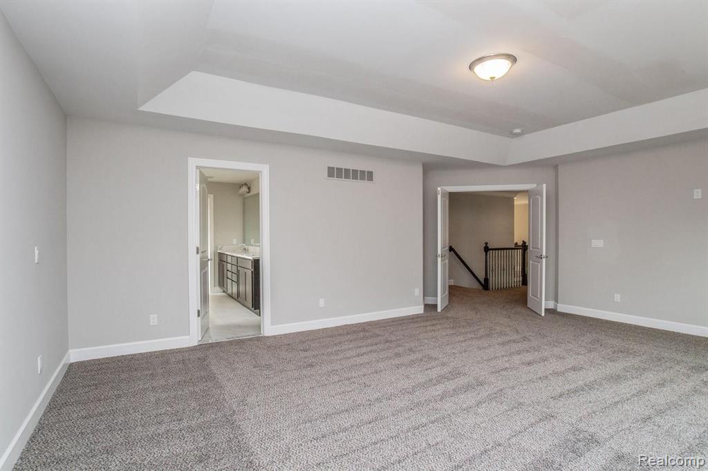 47639 Alpine Drive Novi, MI 48374 - Photo 34 of 36